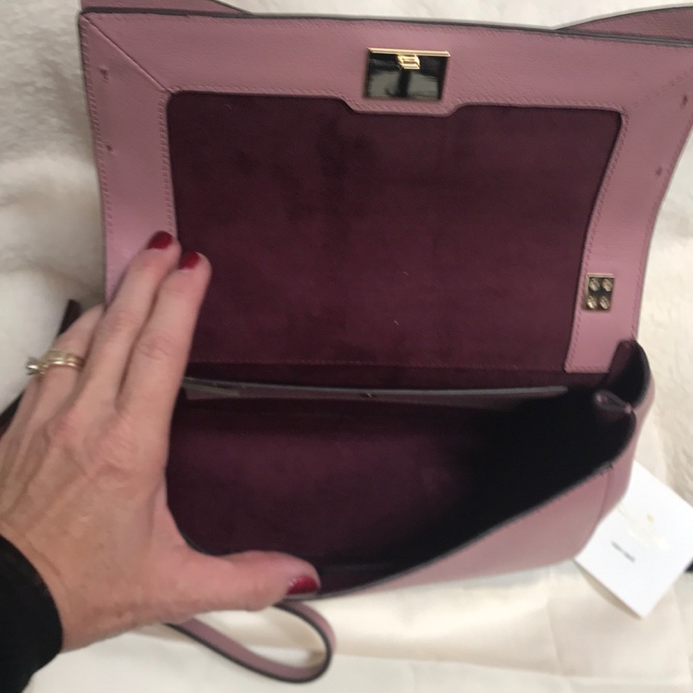 🍒Host Pick!🍒Kate Spade Crossbody Bag!💕🎉 Sale!! - Picture 4 of 7